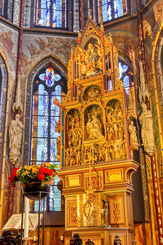 HDR Basilika Kevelaer kerkfotografie mariabisiliek marienbasilka bedevaart basilique basilica basiliek rooms katholiek religie religion bedevaartsoord genadekapel chapel chapelle
